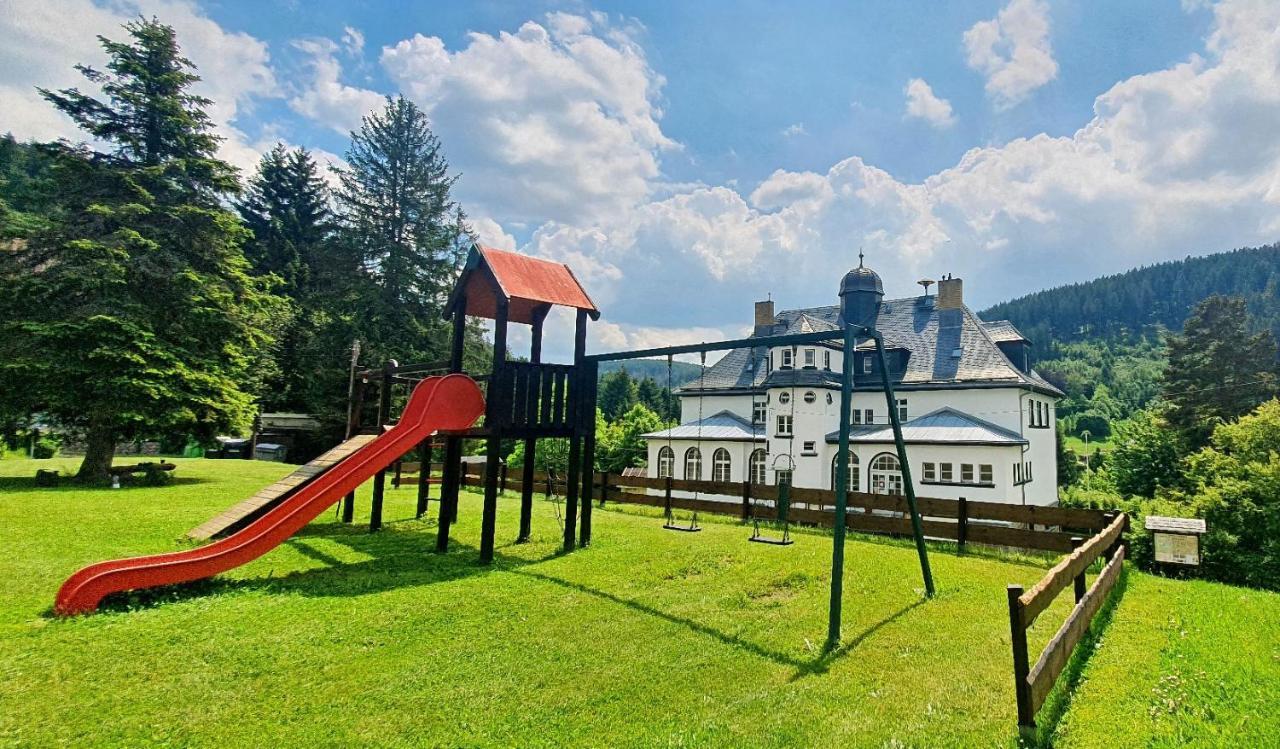 Waldhotel Feldbachtal Neuhaus am Rennweg Esterno foto